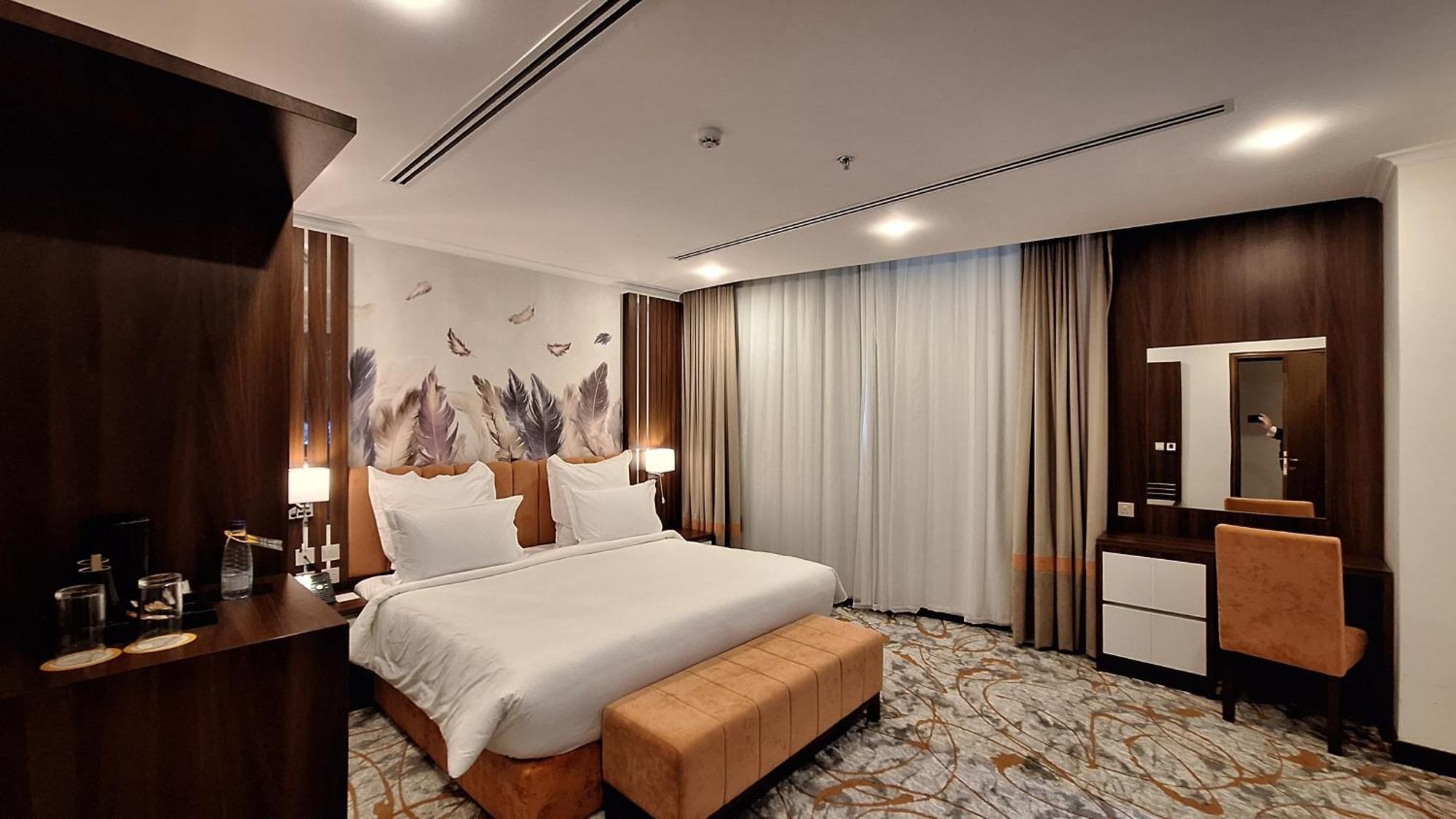 Tulip Plaza By Lpc Hotels & Resorts Hafar Al-Batin Екстер'єр фото
