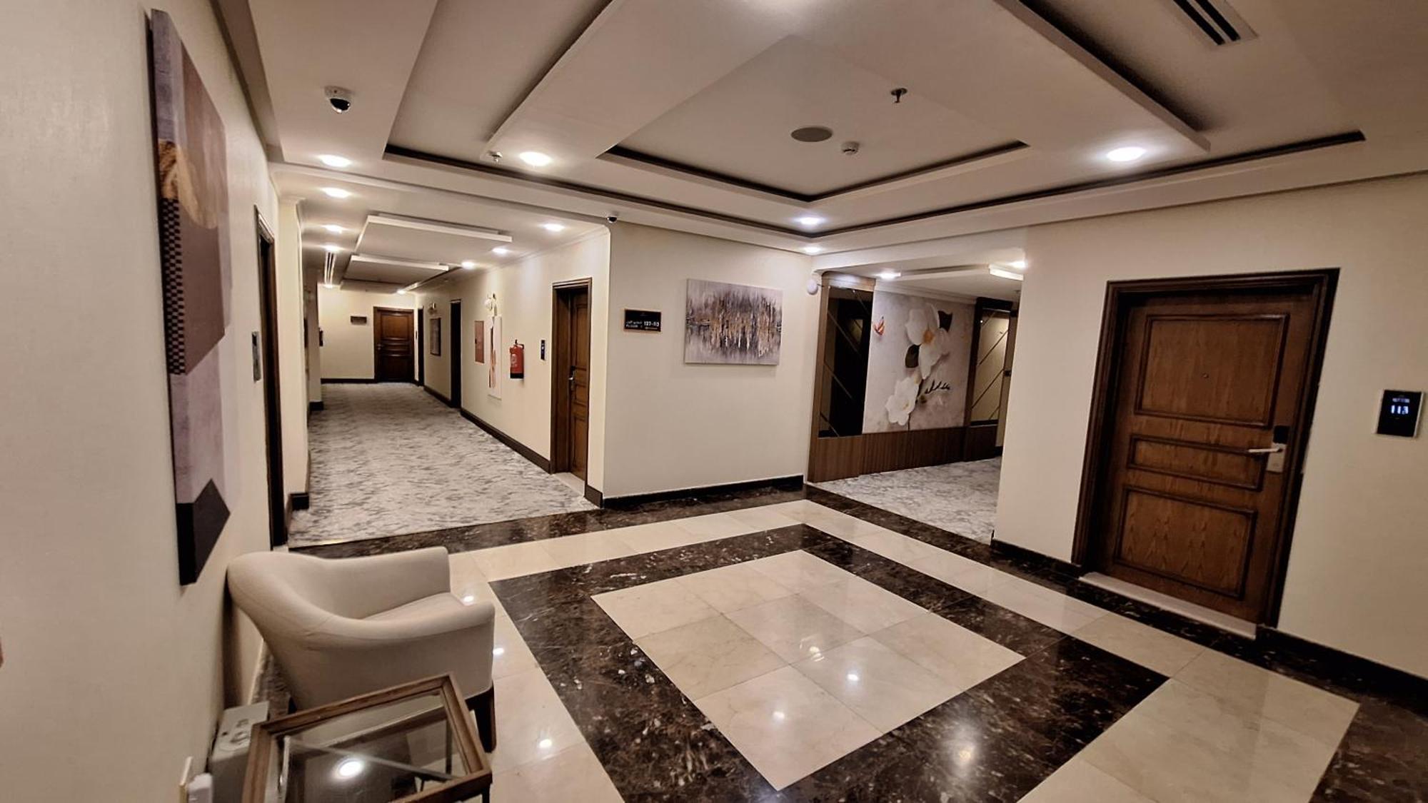 Tulip Plaza By Lpc Hotels & Resorts Hafar Al-Batin Екстер'єр фото