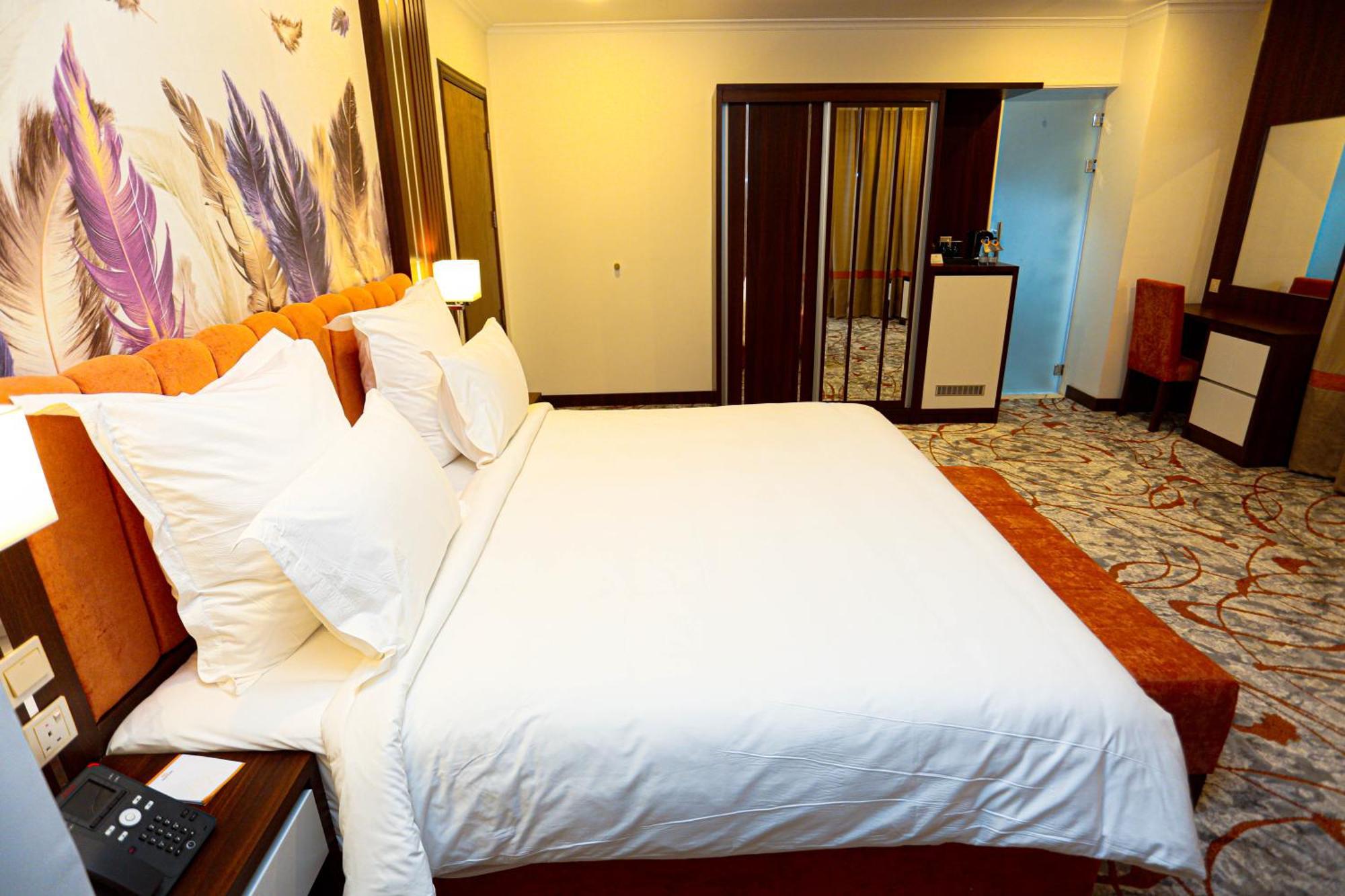 Tulip Plaza By Lpc Hotels & Resorts Hafar Al-Batin Екстер'єр фото